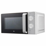 Микроволновая печь BQ (БИ-КЬЮ) MWO 20004SM/W, объем 20 л, мощность 700 Вт, механическое управление, белая