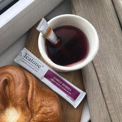 Чай TEATONE фруктовый со вкусом лесных ягод, 100 стиков по 2 г