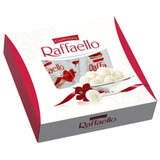 Конфеты RAFFAELLO с цельным миндальным орехом в кокосовой стружке, 240 г